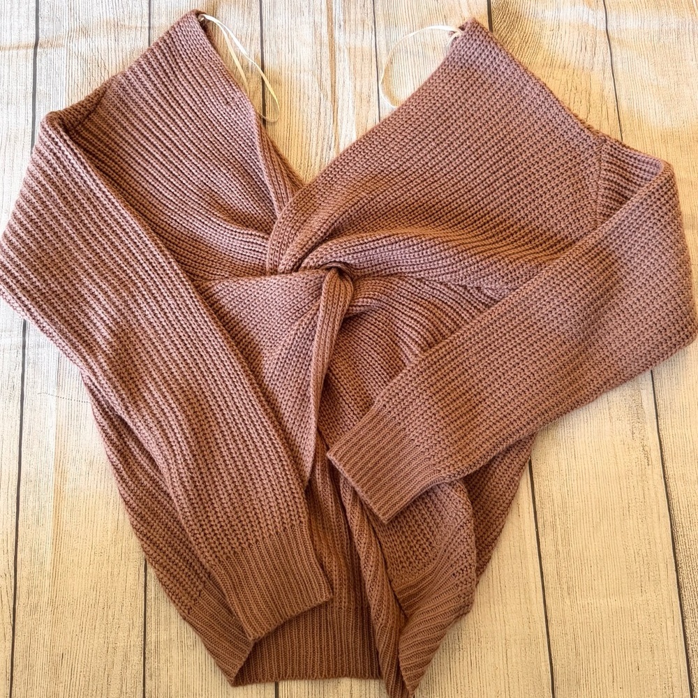Love Tree Dusty Rose Twist Front Sweater Off Shoulder Knit Size Small - Picture 5 of 9